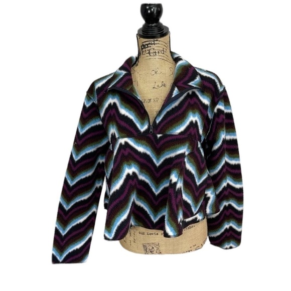 URBAN Outfitters Half Zip Aztec Cropped Sweater Size Medium - Picture 4 of 10